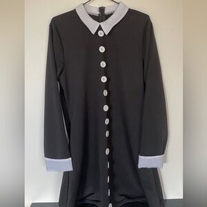 Wednesday Addams Adult Women’s Dress, Spirit Halloween- Size Large